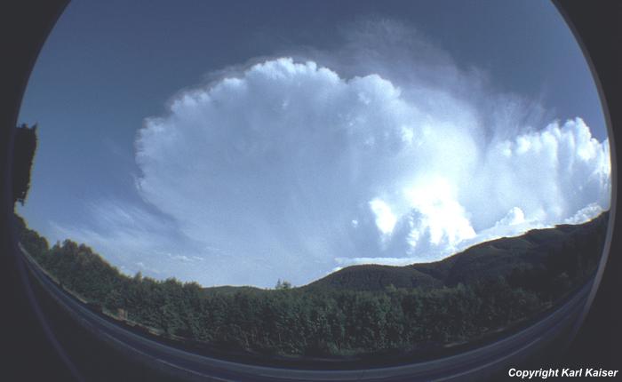 cumulonimbus194-35.JPG (24697 Byte)