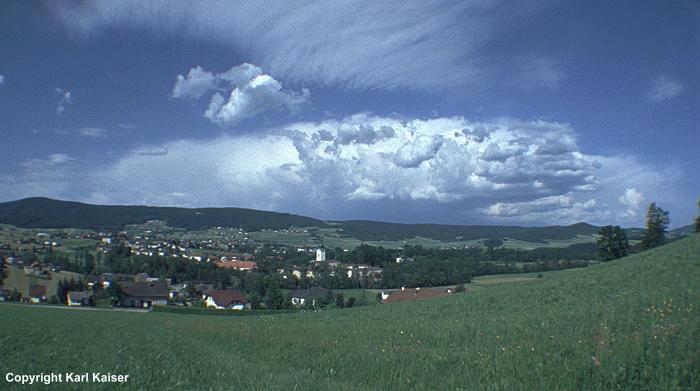 cumulonimbus210-17.JPG (40291 Byte)